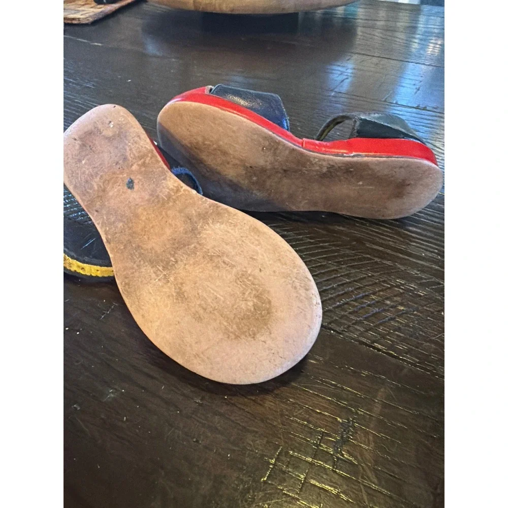 Vintage Girls Leather Sandals Size 7.5 Color Block Leather Display Decor Shoes